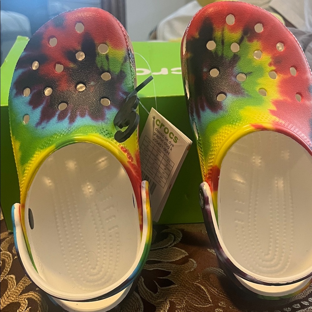 CROCS Kids Colorful Tie-Dye Slippers